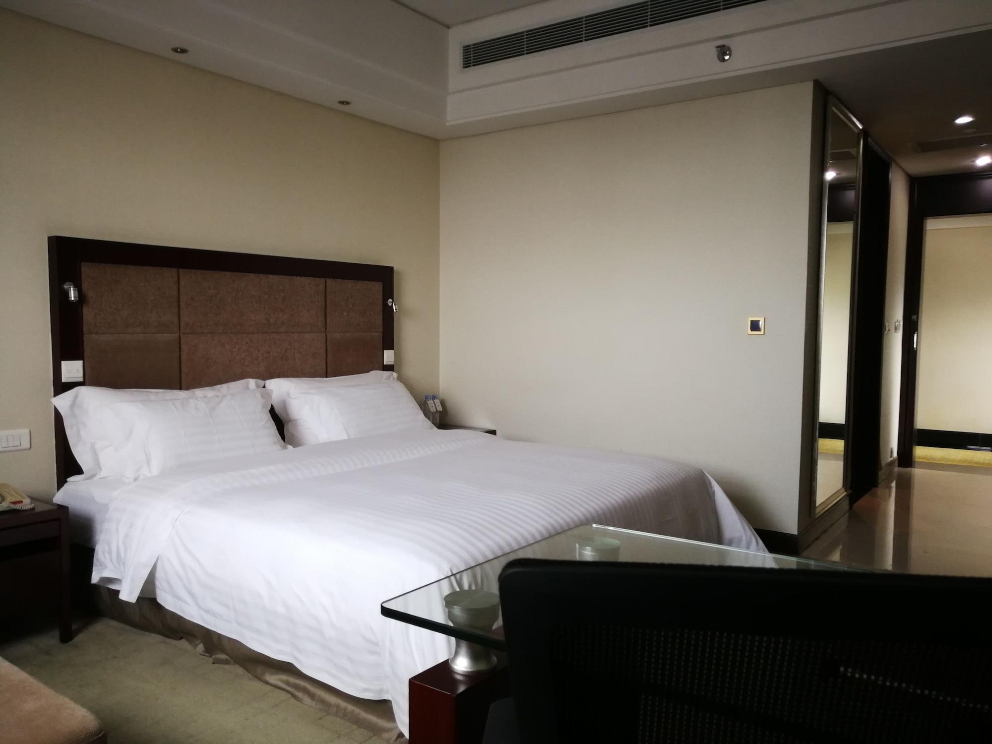 Daysun International Hotel Canton Extérieur photo