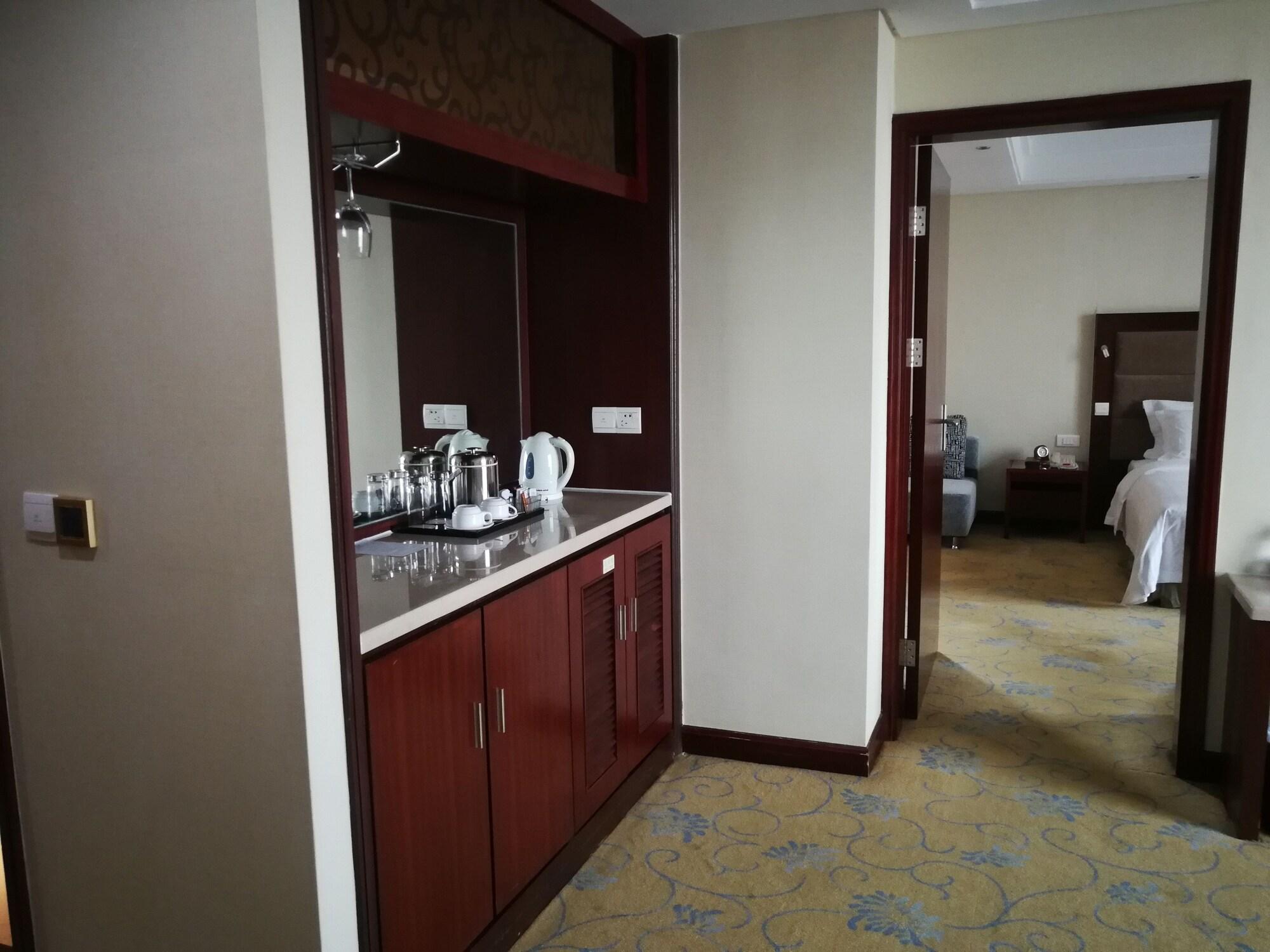 Daysun International Hotel Canton Extérieur photo