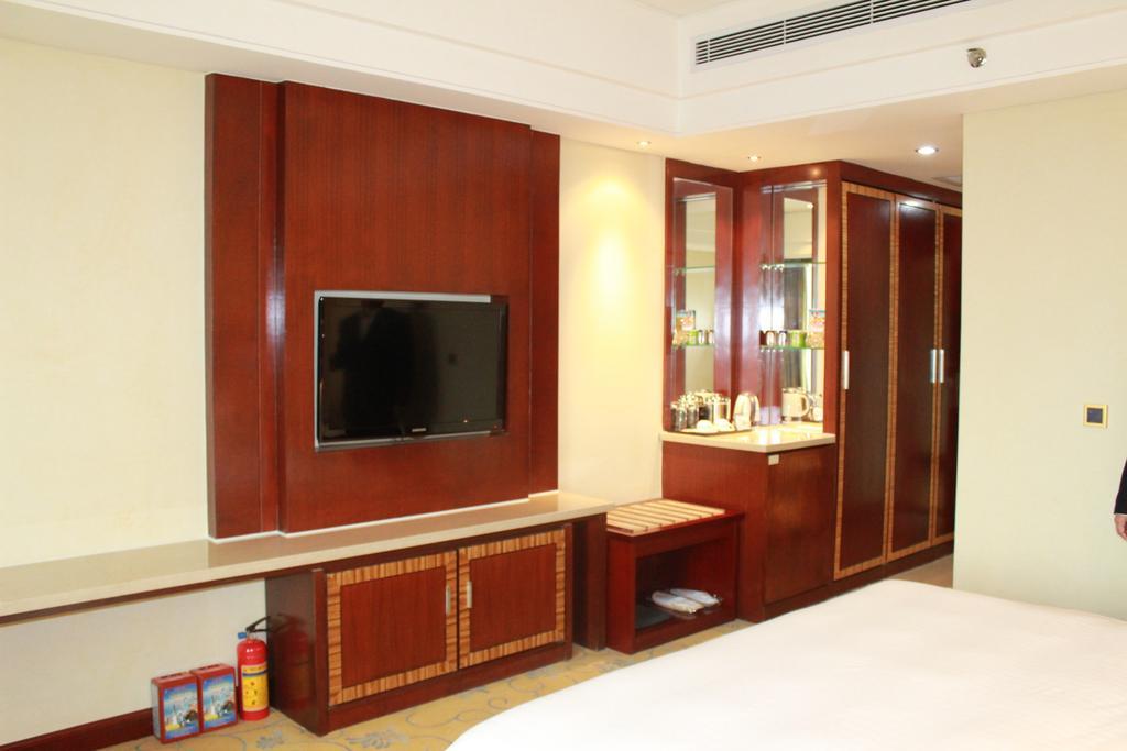 Daysun International Hotel Canton Extérieur photo
